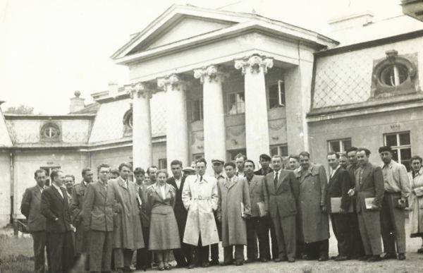 Opuszczony pałac w Bartoszewicach - zdjęcie archiwalne, kiedyś.